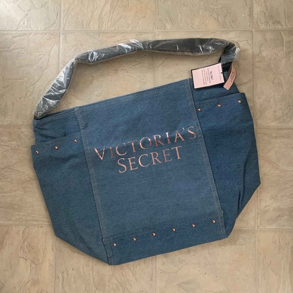 ✨VS denim tote✨